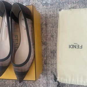 Authentic Fendi COLIBRI MESH FLATS!